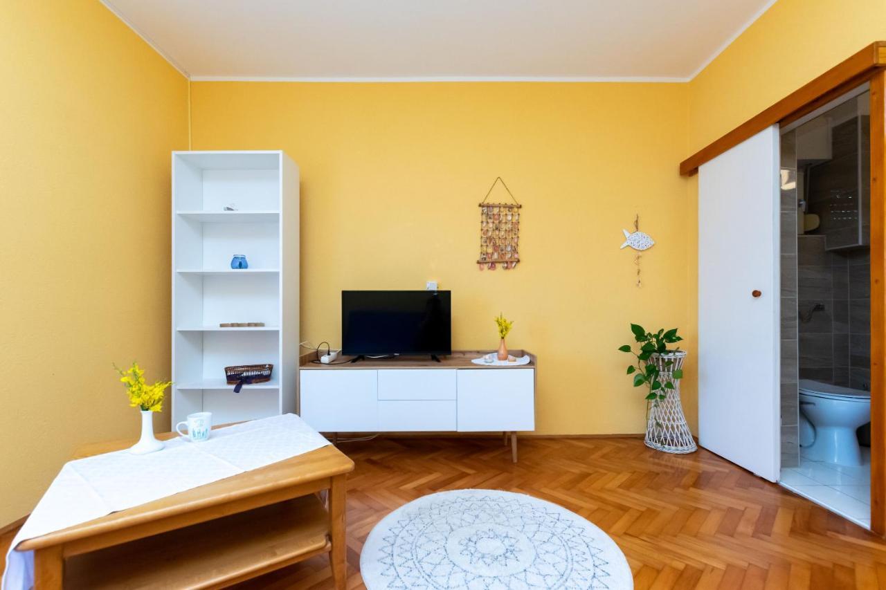 Apartments Biserka Barbat na Rabu Ngoại thất bức ảnh