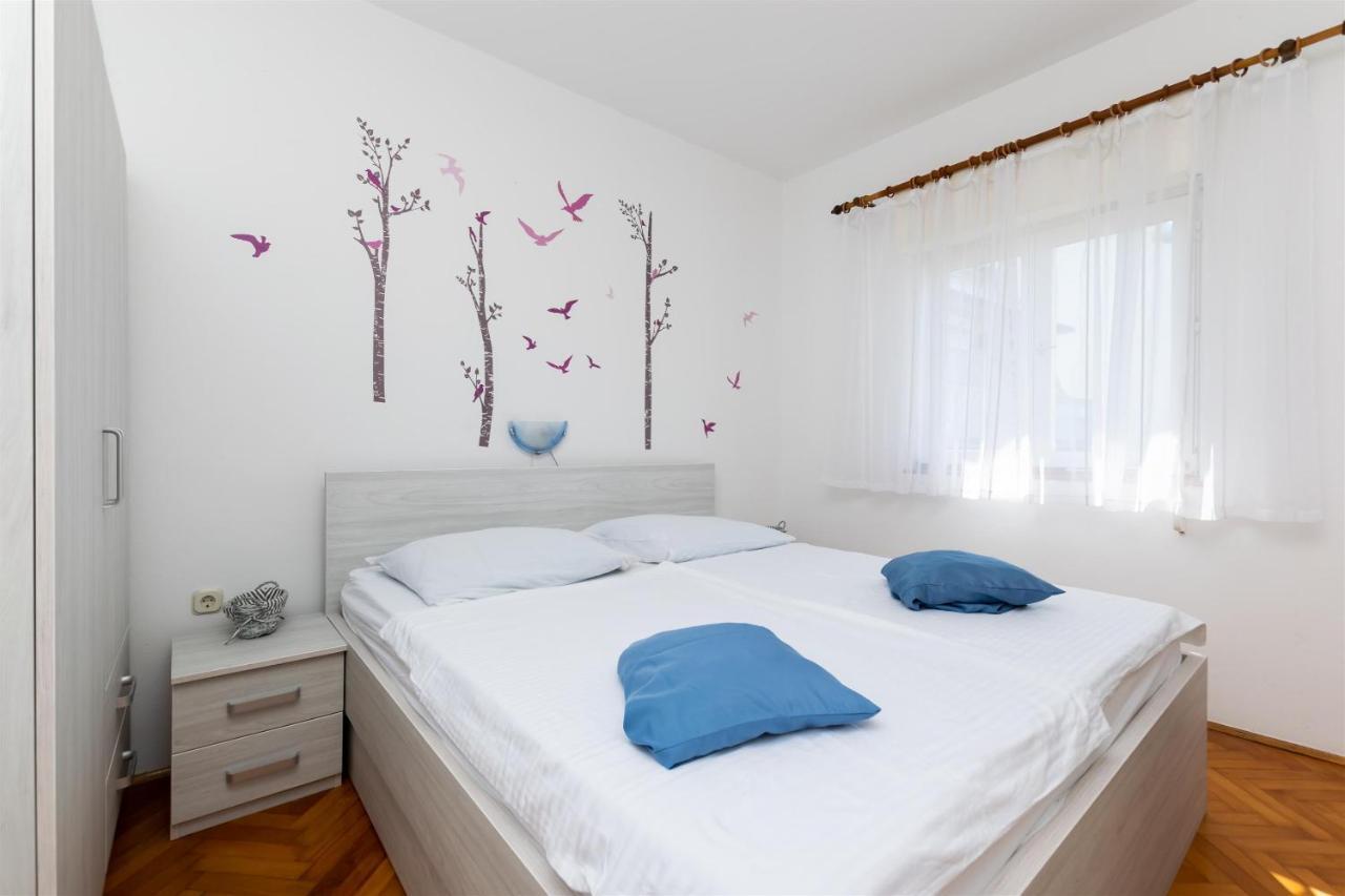 Apartments Biserka Barbat na Rabu Ngoại thất bức ảnh