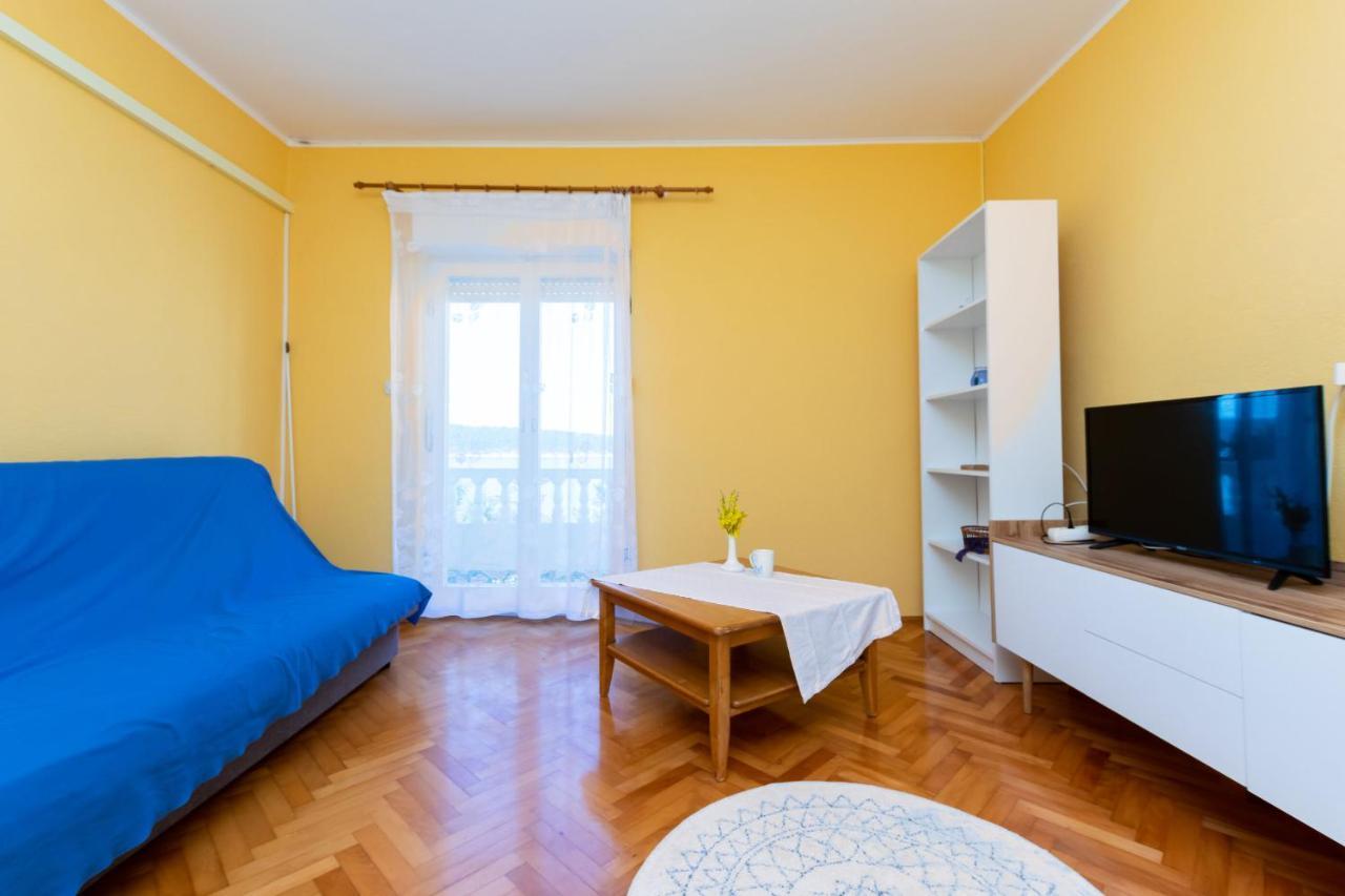 Apartments Biserka Barbat na Rabu Ngoại thất bức ảnh