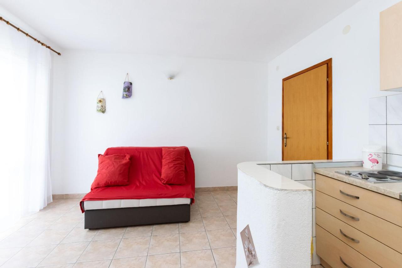 Apartments Biserka Barbat na Rabu Ngoại thất bức ảnh