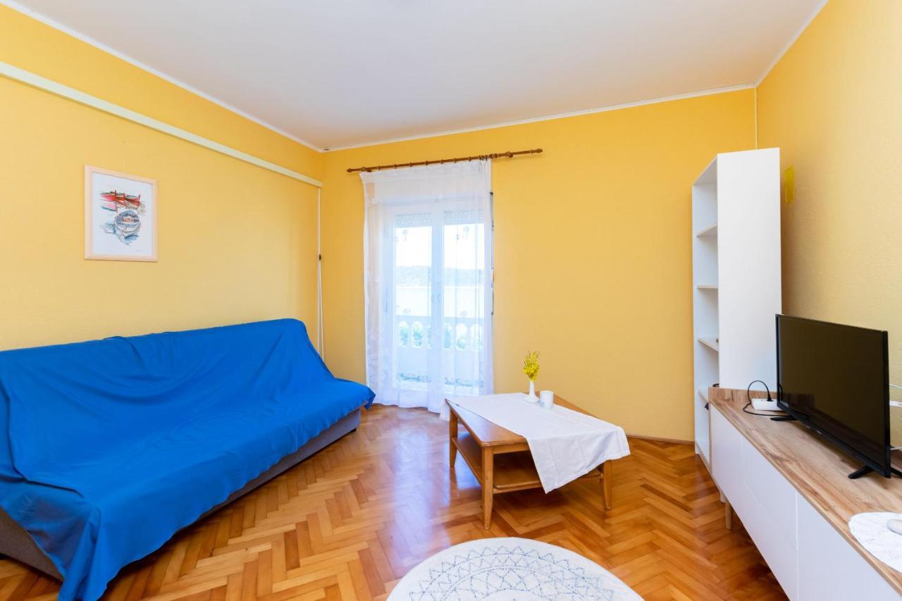 Apartments Biserka Barbat na Rabu Ngoại thất bức ảnh
